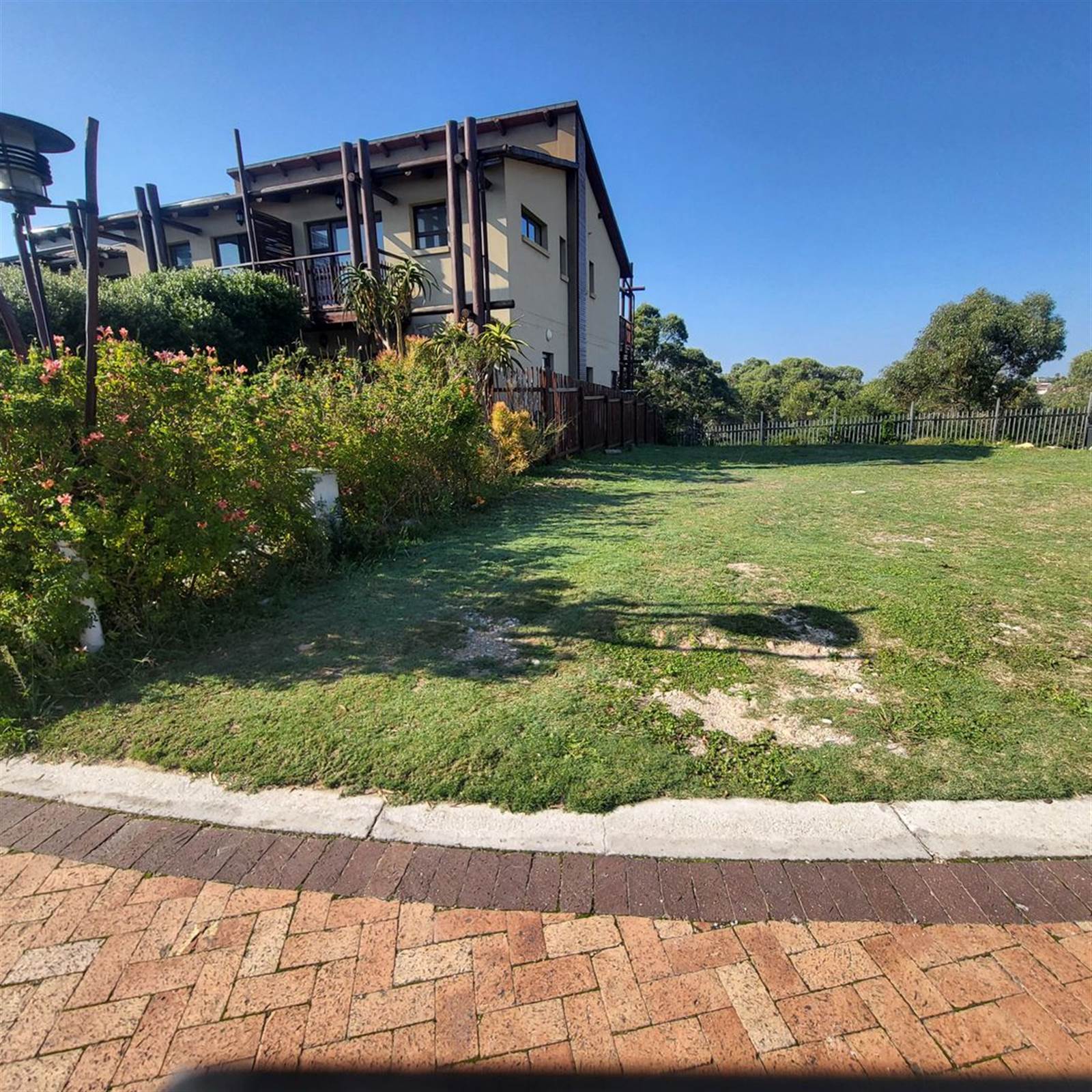 332 m² Land available in Summerstrand photo number 4