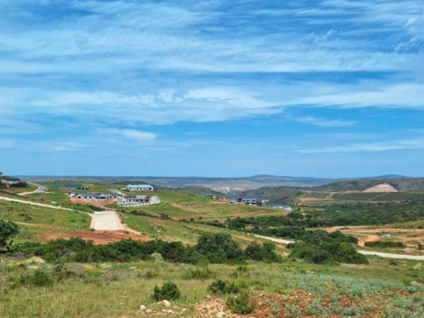 1600 m² Land available in Hartenbos