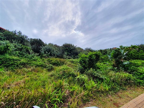 1644 m² Land available in Zimbali Estate