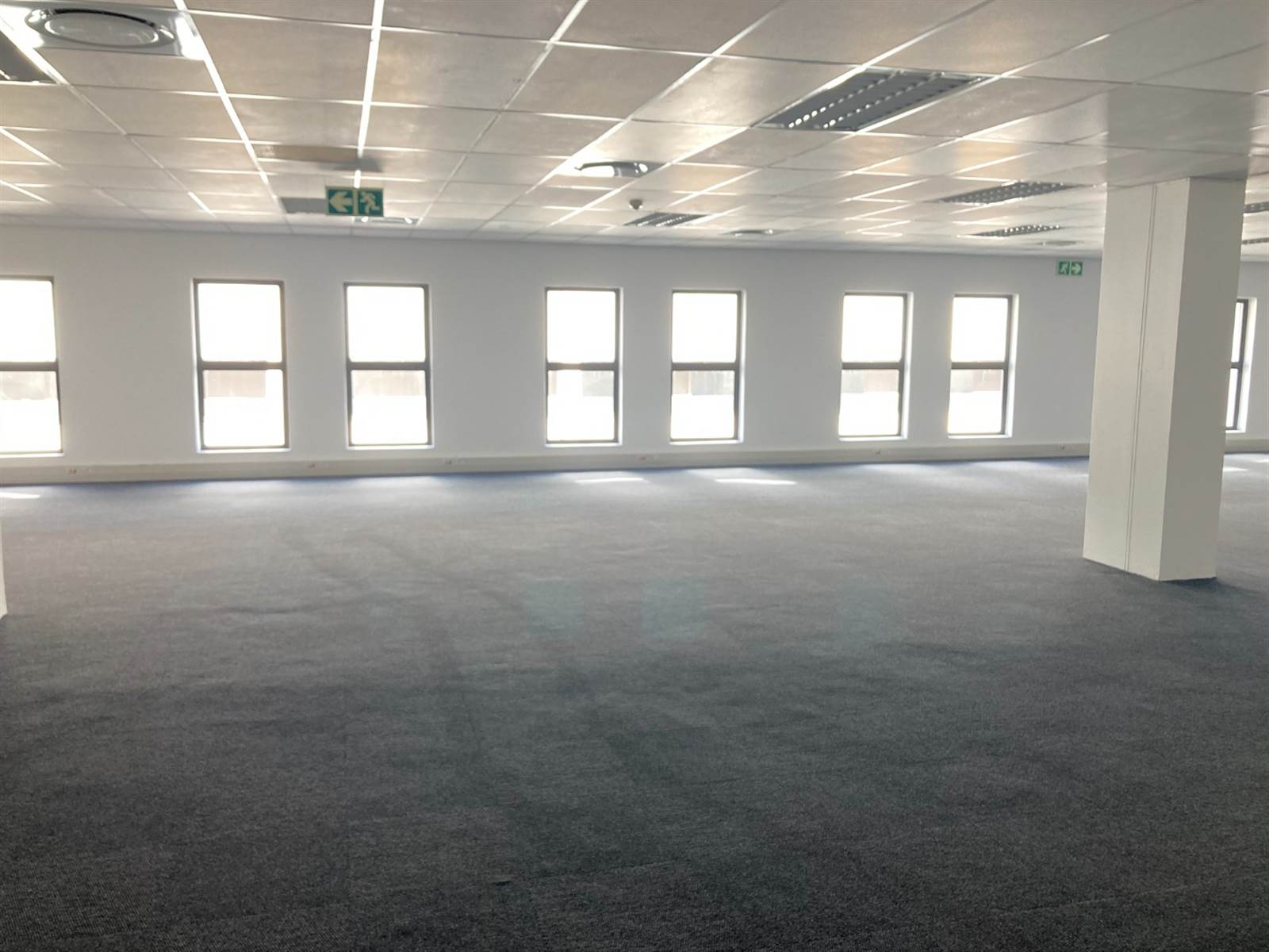 500  m² Commercial space in Rivonia photo number 8