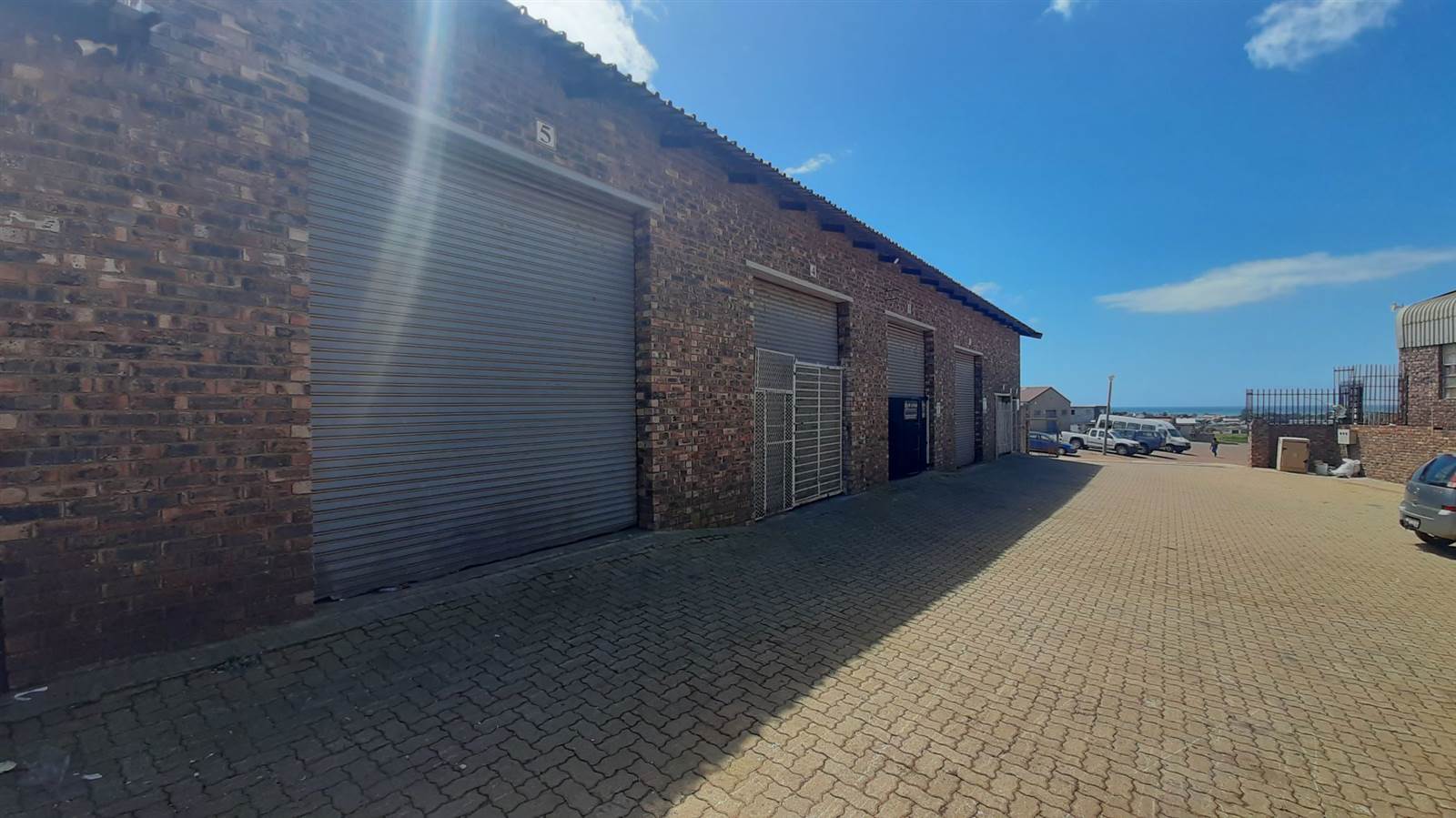 52  m² Industrial space in Jeffreys Bay photo number 9