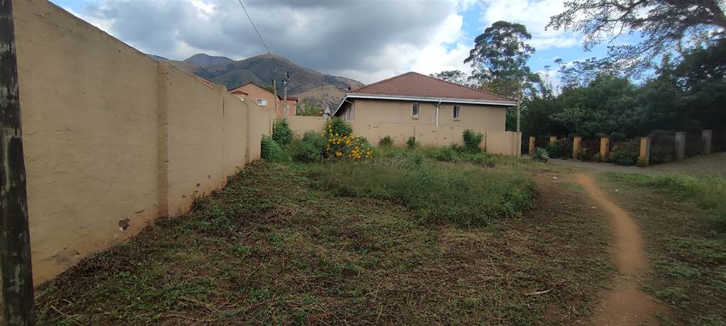 896 m² Land available in Barberton photo number 2