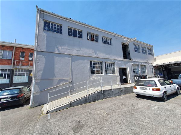 246  m² Industrial space in Maitland