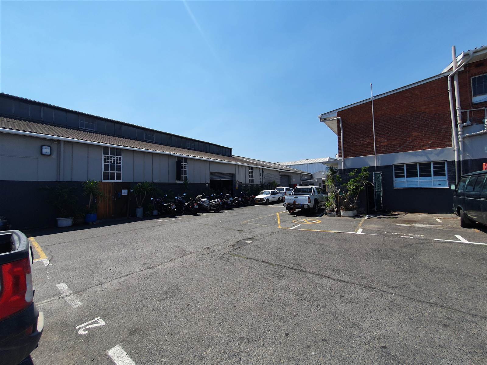 246  m² Industrial space in Maitland photo number 2