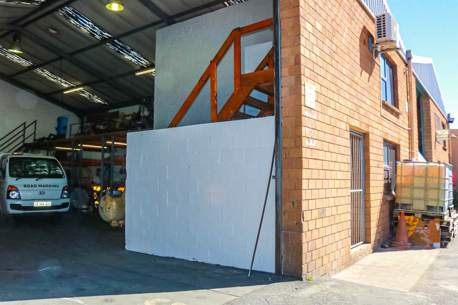 206  m² Industrial space in Killarney Gardens photo number 10
