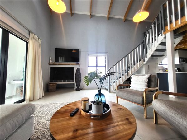 2 Bedroom House 2 Bedroom House