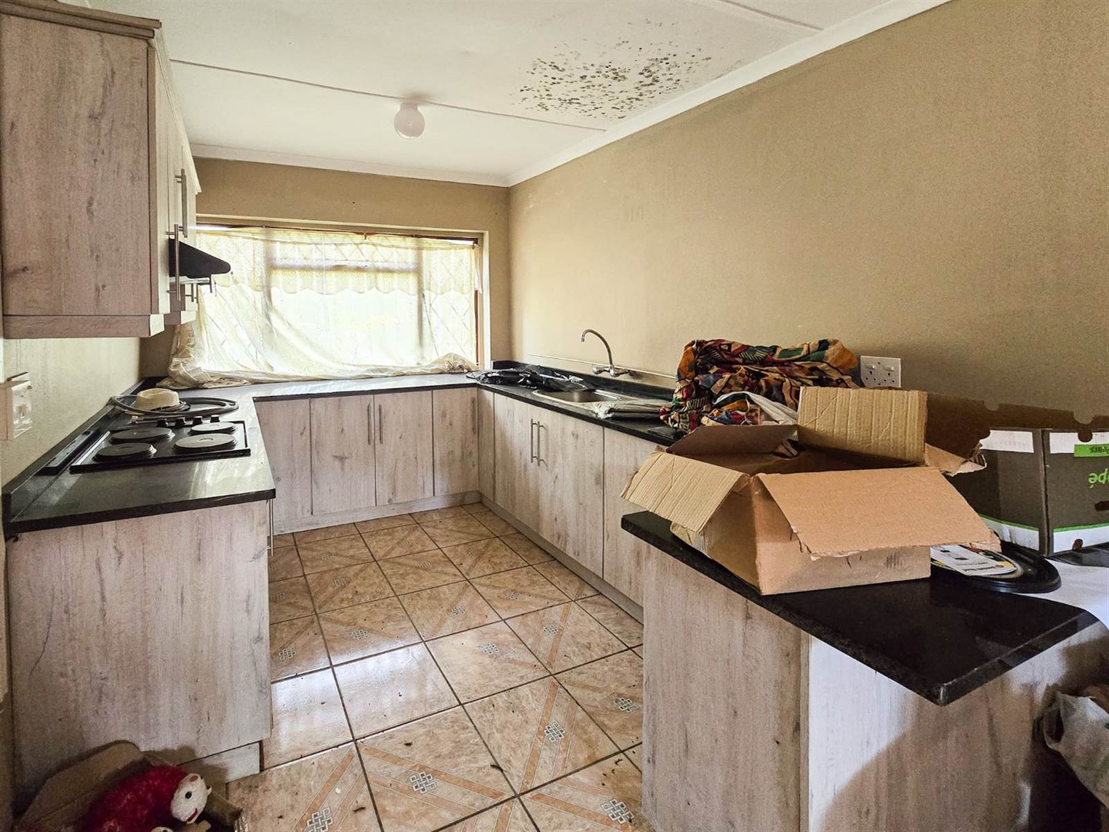 2 Bed House in Uvongo photo number 22