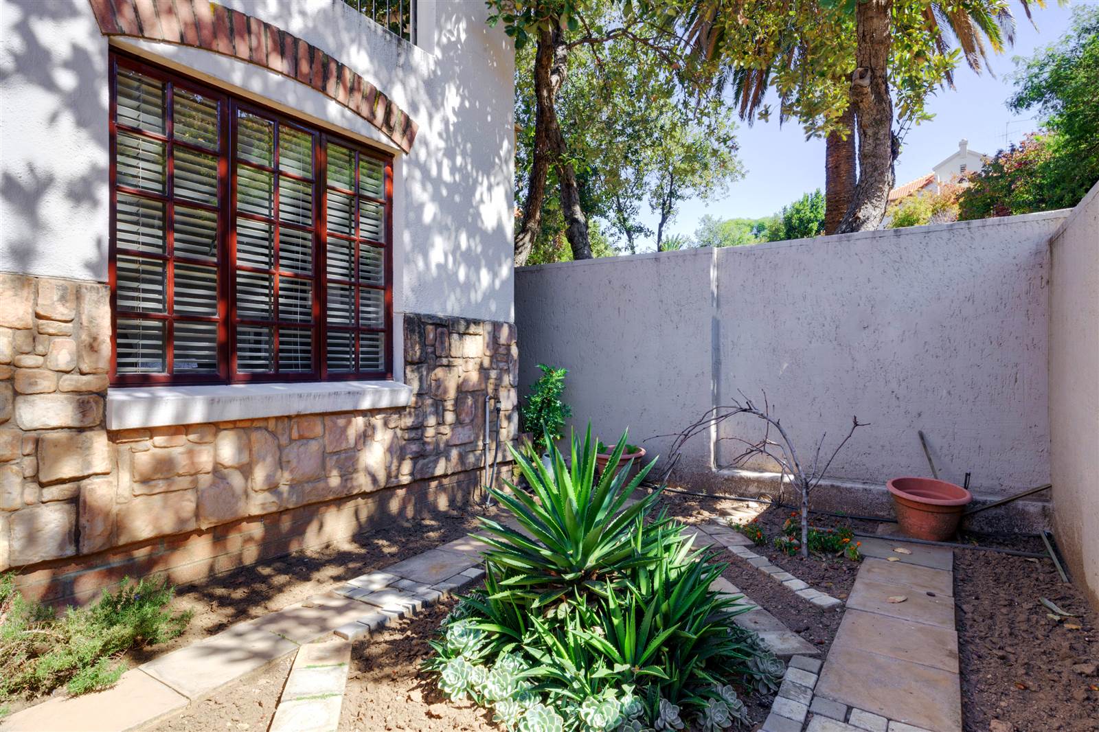 2 Bed House in Lonehill photo number 17
