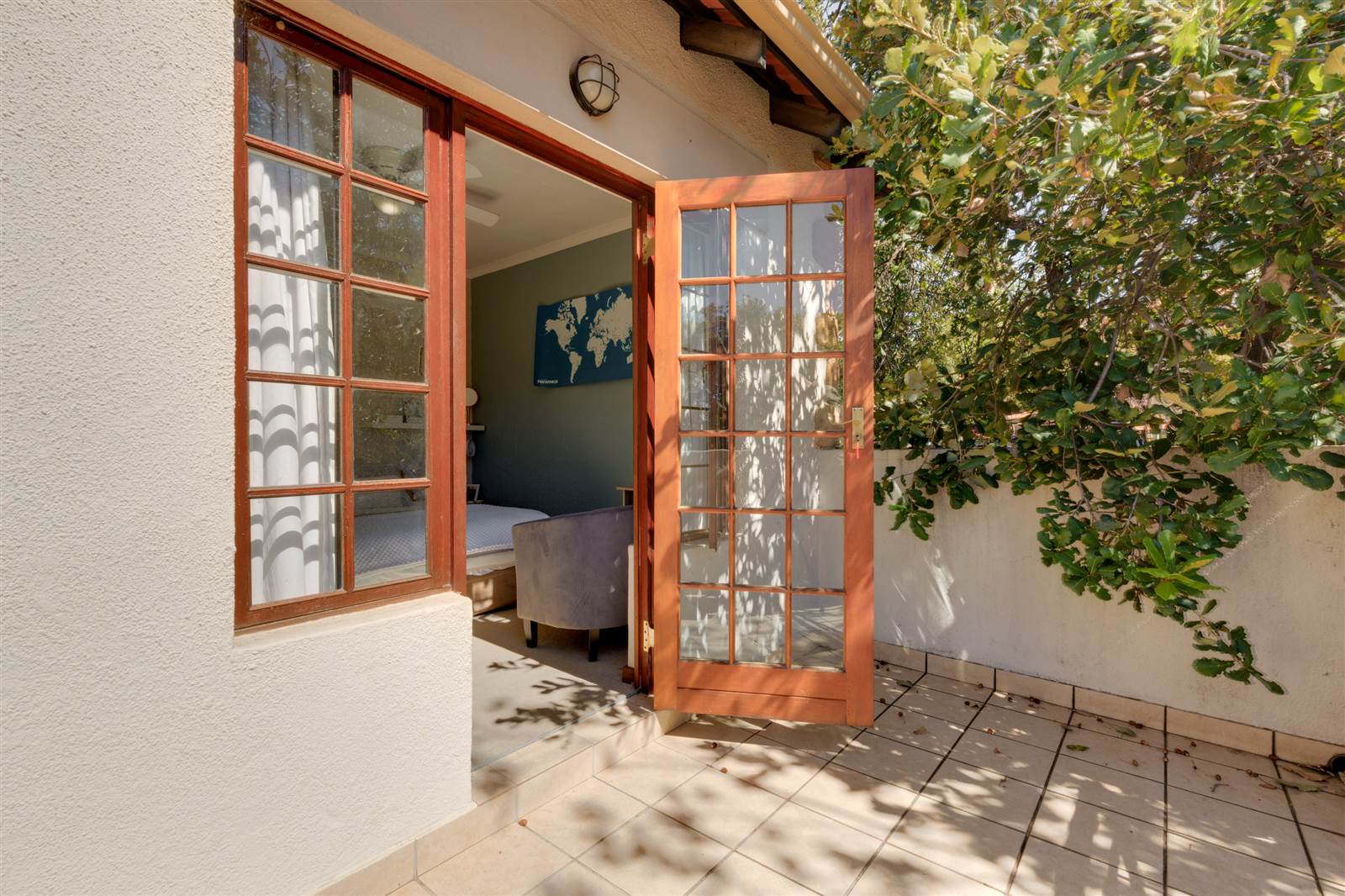 2 Bed House in Lonehill photo number 4