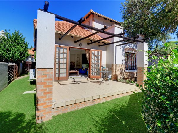 2 Bed House in Lonehill