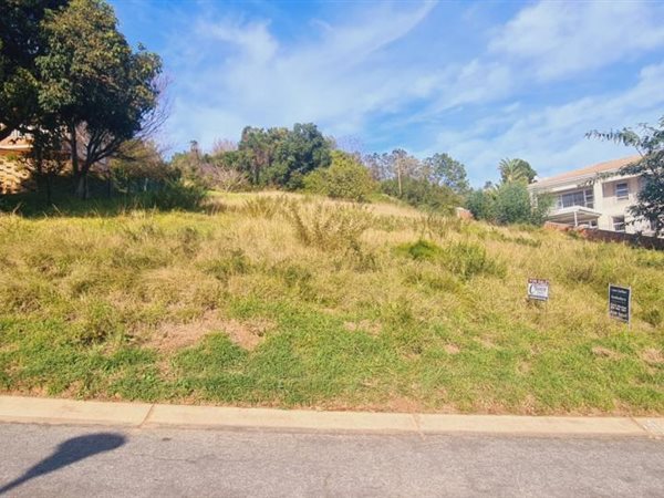 933 m² Land available in Upper Robberg