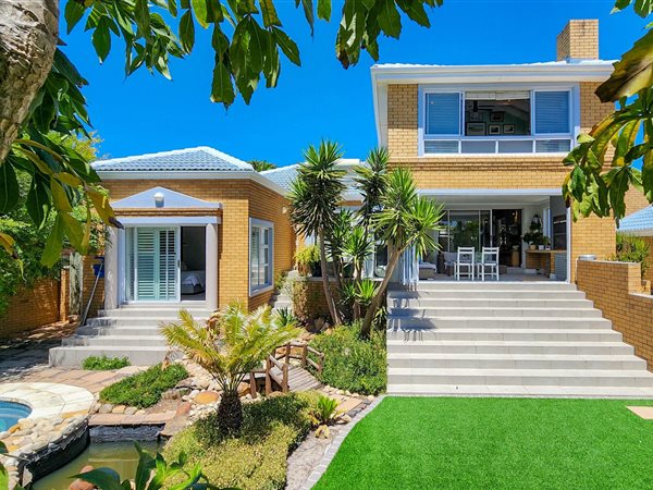 3 Bed House in West Beach