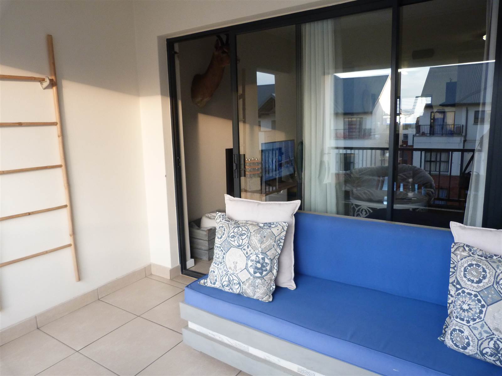 2 Bed Townhouse in Greenstone Hill photo number 30