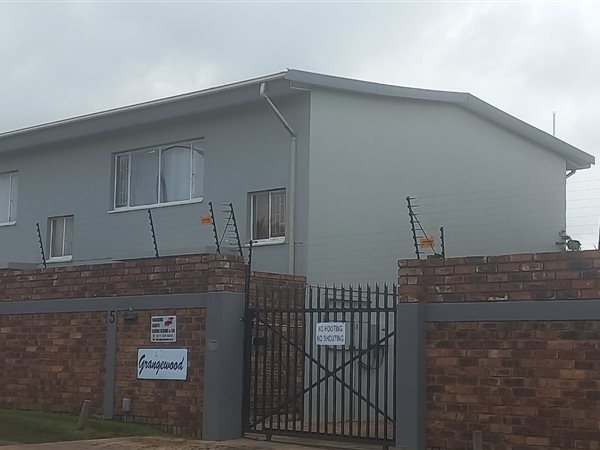 2 Bedroom Townhouse 2 Bedroom Townhouse