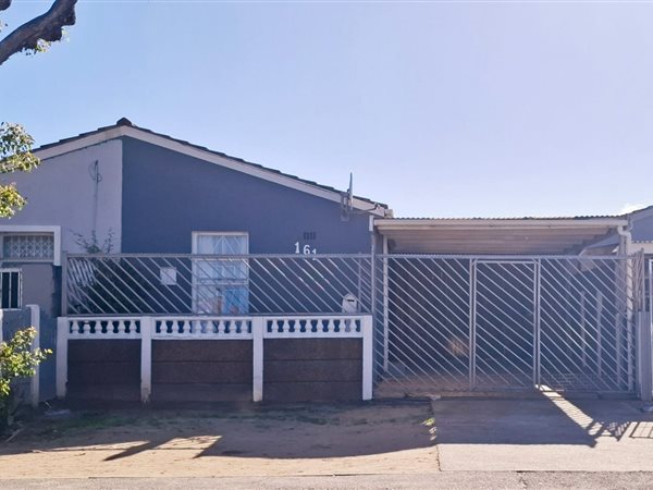 3 Bedroom House 3 Bedroom House