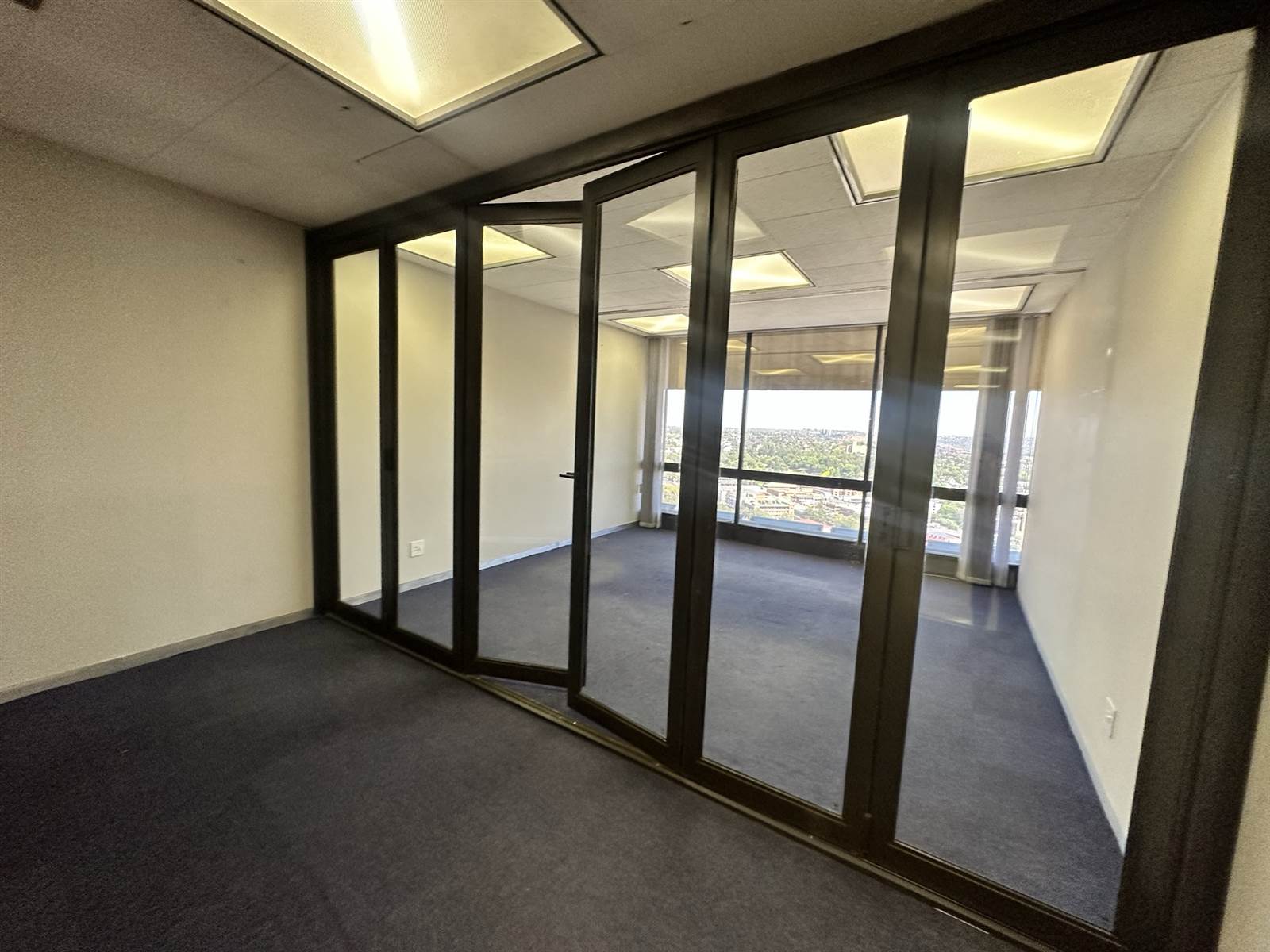 190  m² Commercial space in Auckland Park photo number 4