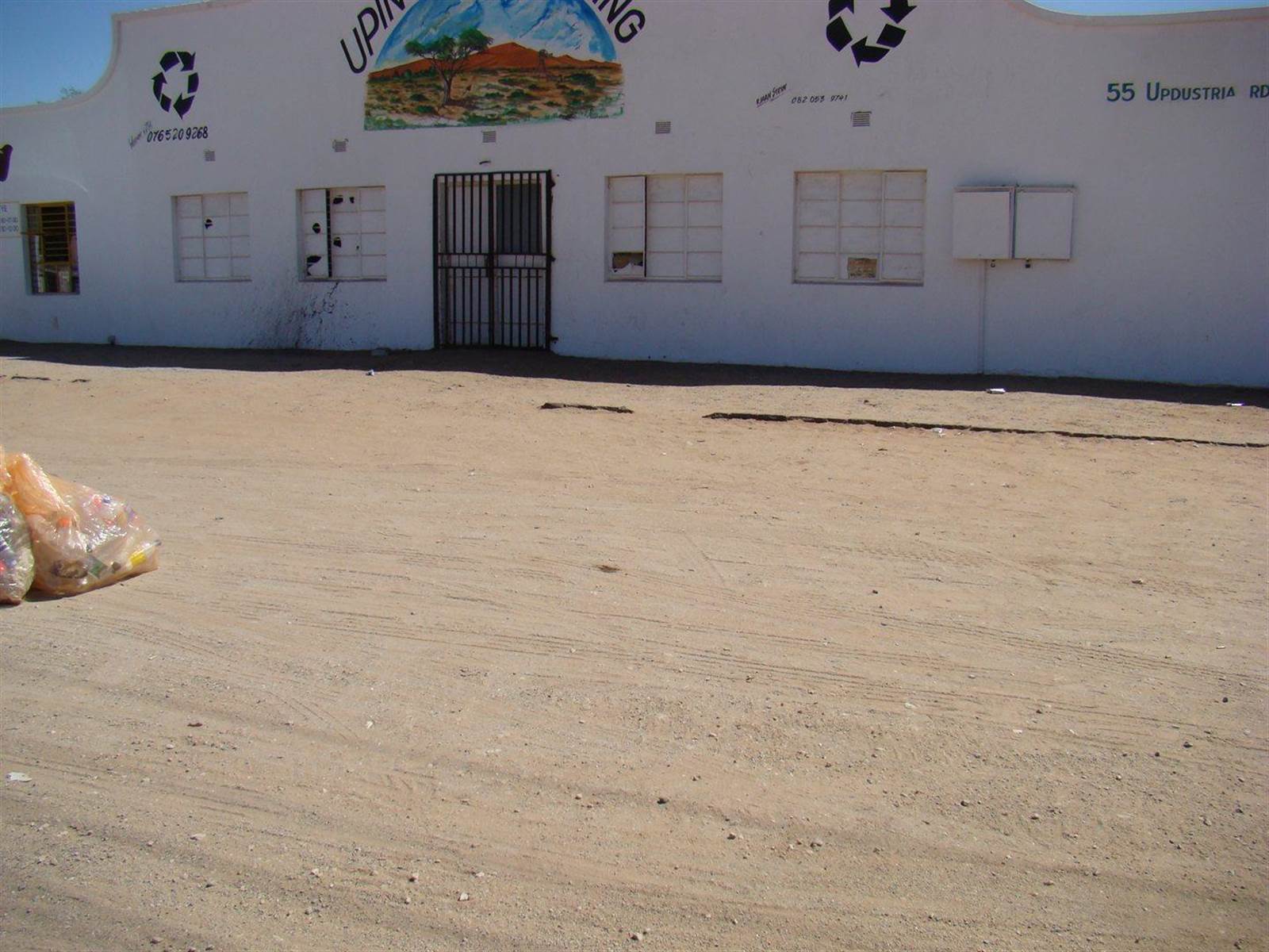 430  m² Commercial space in Upington photo number 1