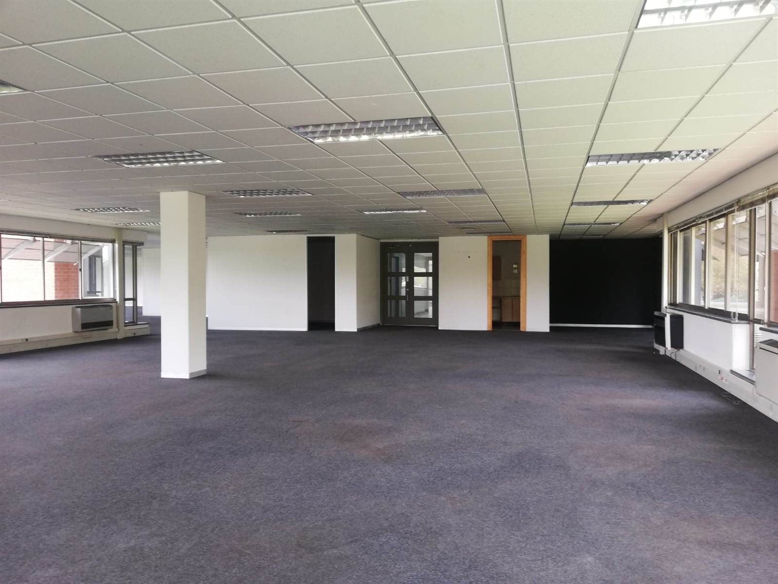 1266.4  m² Commercial space in Woodmead photo number 19