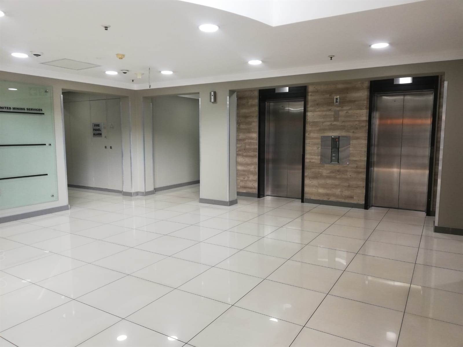 1266.4  m² Commercial space in Woodmead photo number 5