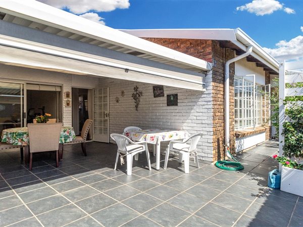 2 Bed Townhouse in Blackheath