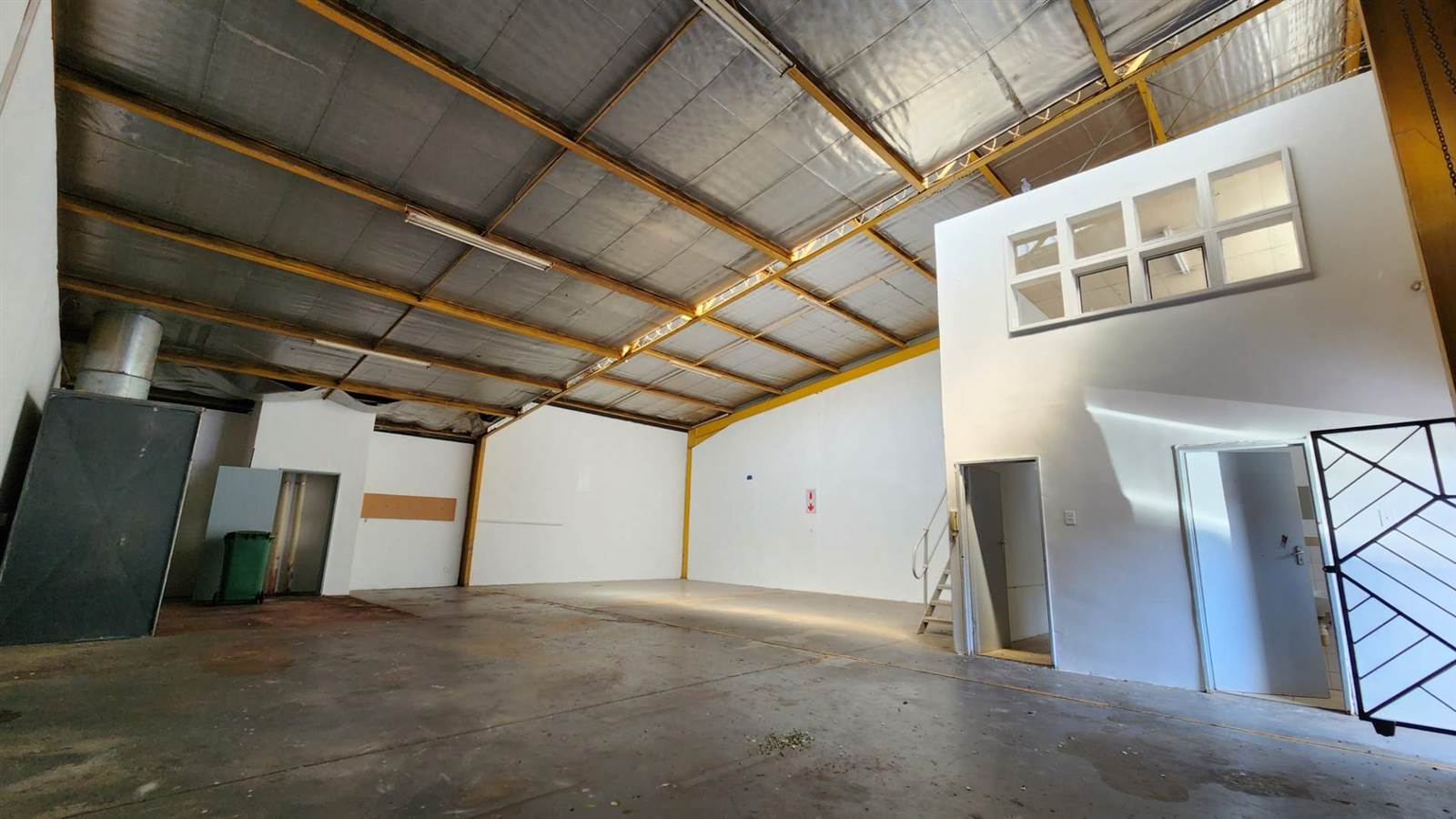 204  m² Industrial space in Springfield photo number 3