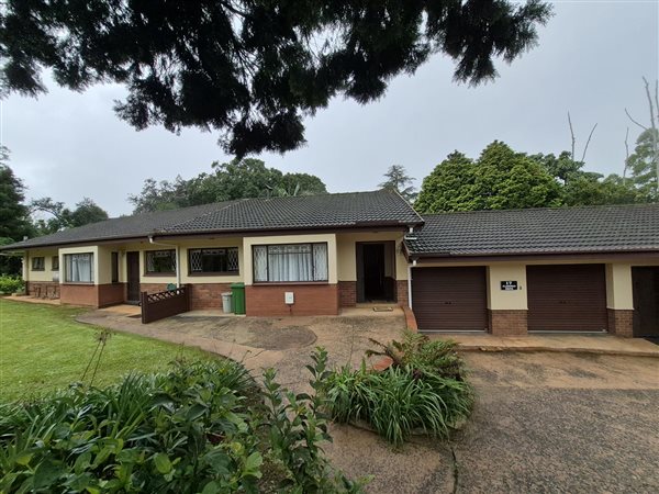 4 Bedroom House 4 Bedroom House
