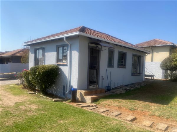 2 Bedroom House 2 Bedroom House
