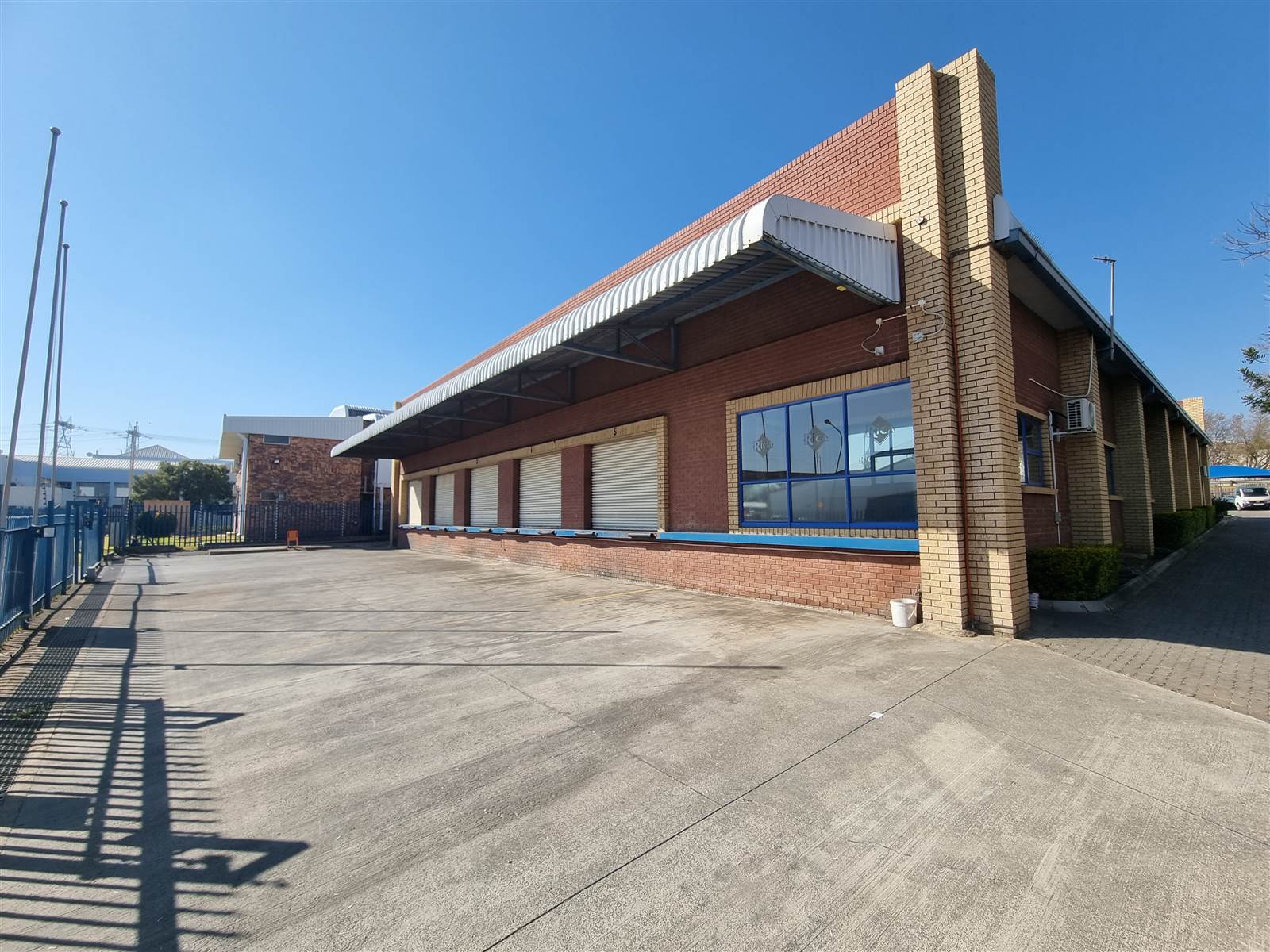1180  m² Industrial space in Edenvale photo number 1