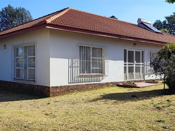3 Bedroom House 3 Bedroom House
