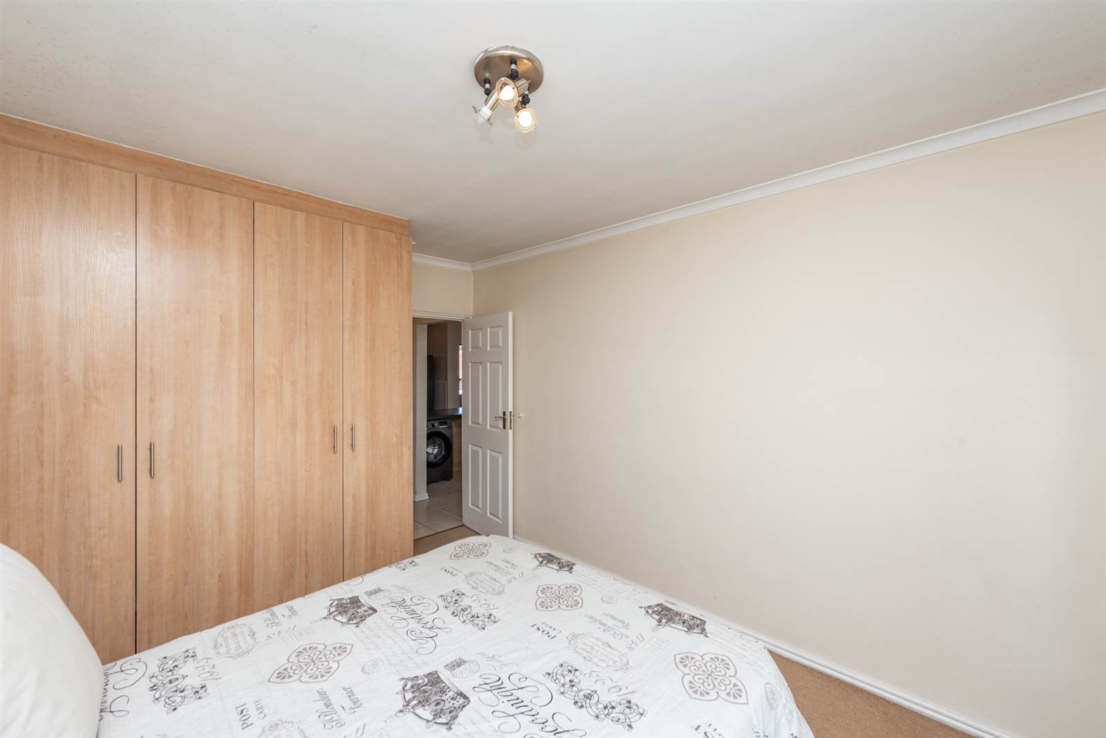 2 Bed Apartment in Greenshields Park photo number 10