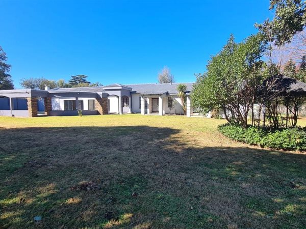 5 Bedroom House 5 Bedroom House
