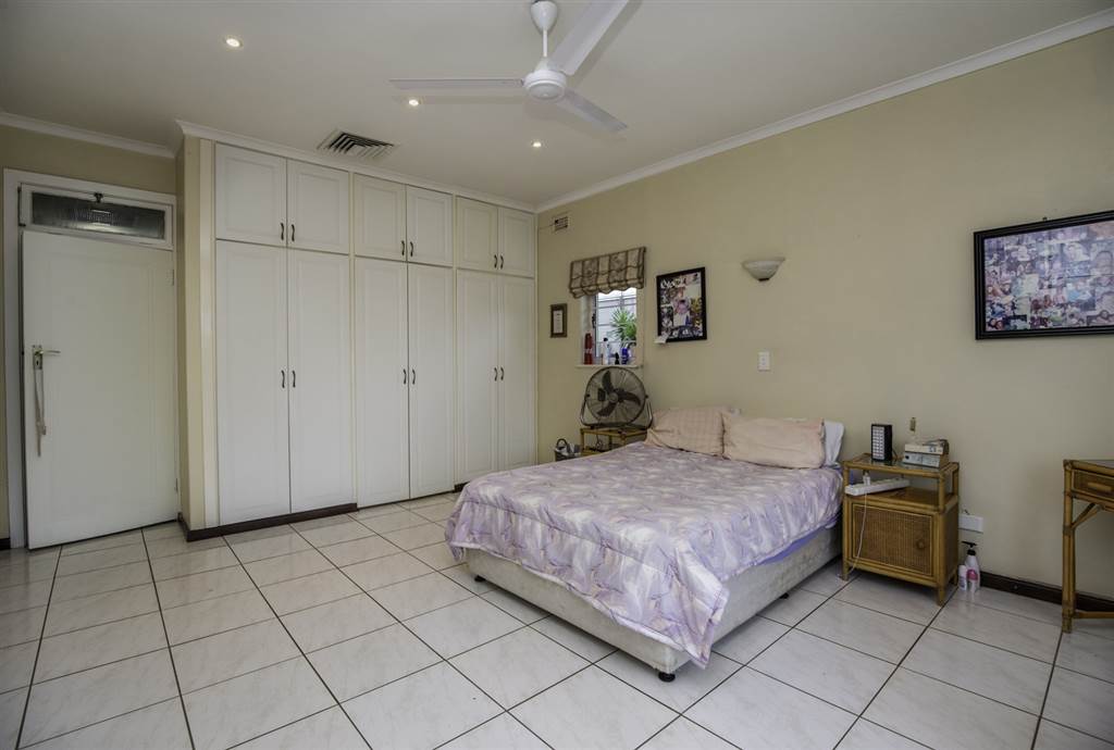 3 Bed House in La Lucia photo number 24