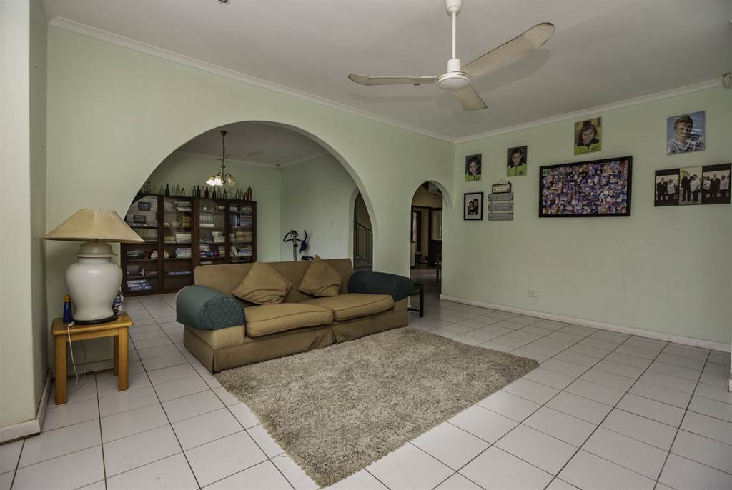 3 Bed House in La Lucia photo number 8