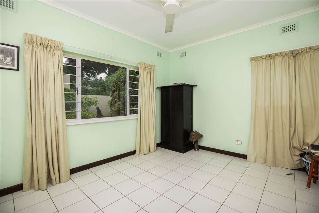 3 Bed House in La Lucia photo number 29