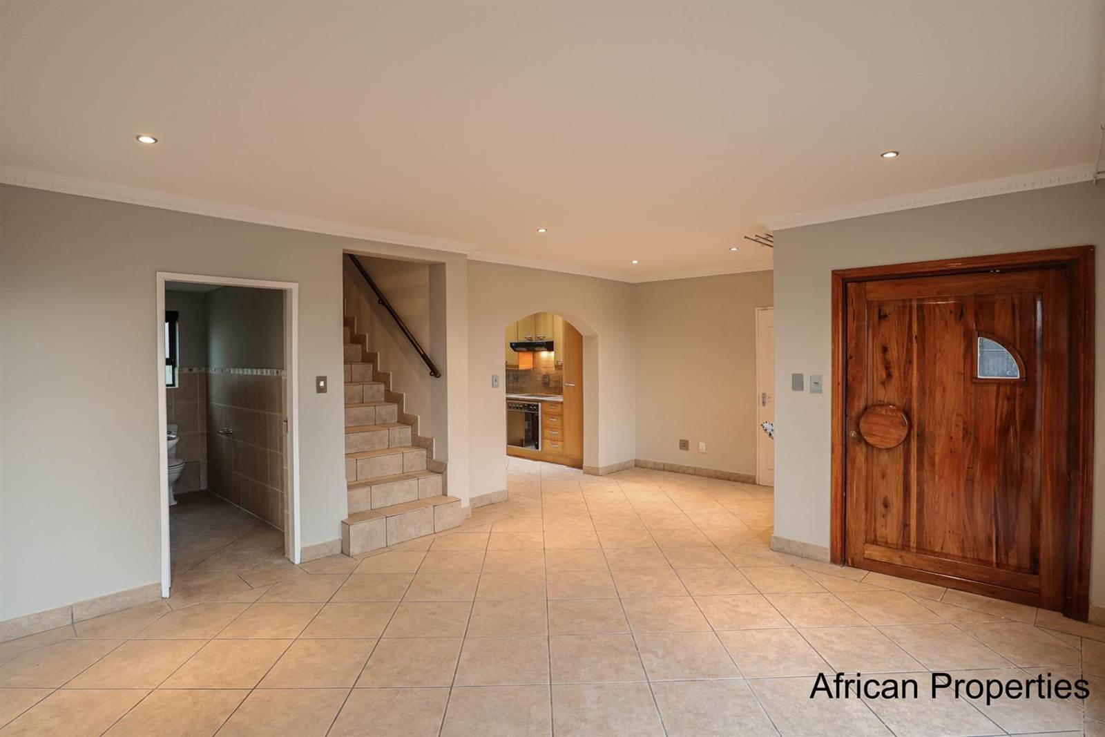 3 Bed House in Northcliff photo number 4