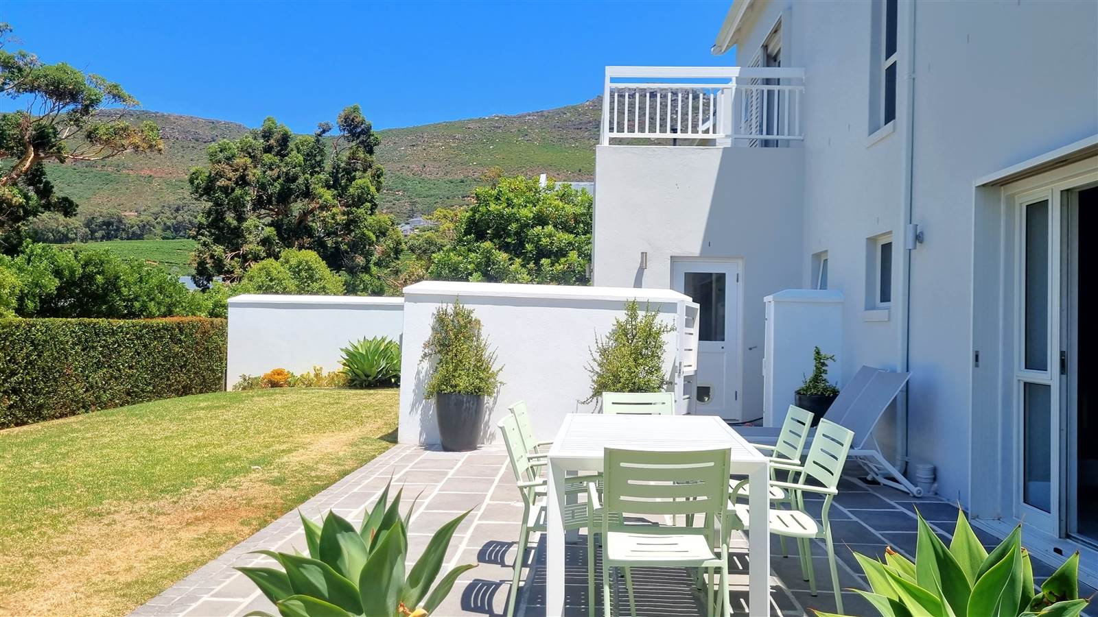 3 Bed House in Steenberg photo number 6