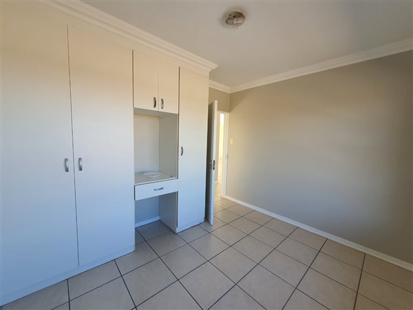 1 Bed Apartment in Ravenswood