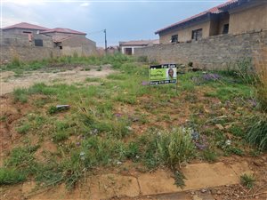 250 m² Land available in Golden Gardens