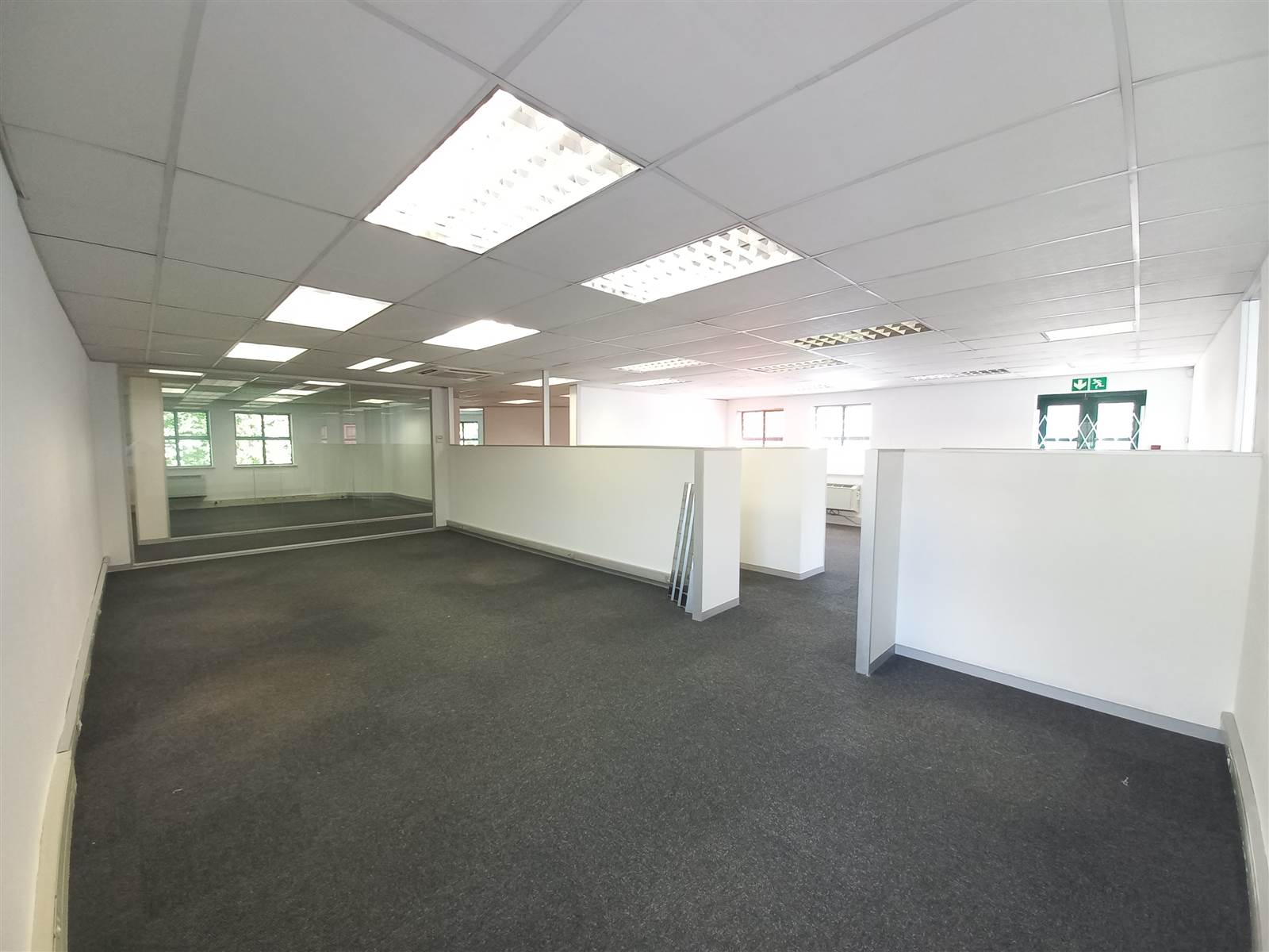 330  m² Commercial space in Kenilworth photo number 16