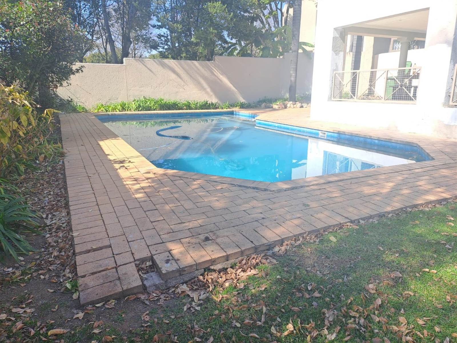 1 Bed Apartment in Craighall photo number 12