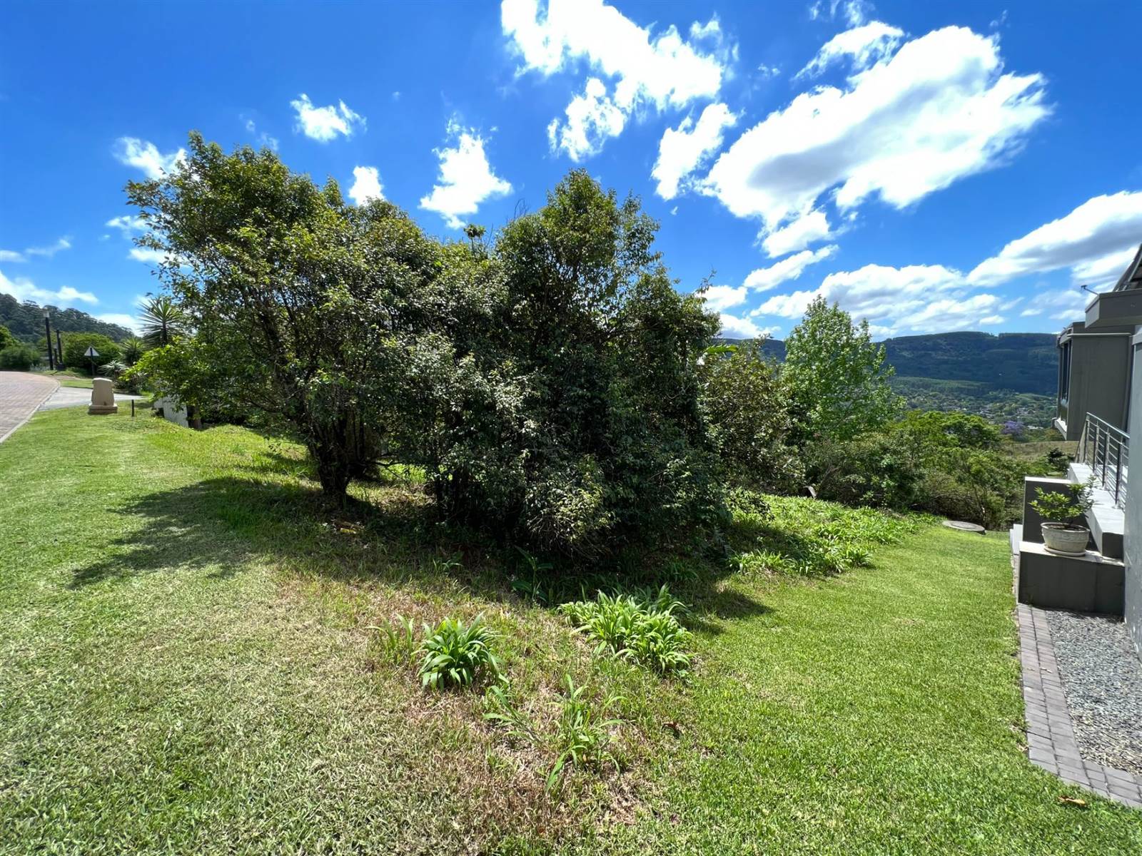 460 m² Land available in Victoria Country Club Estate photo number 3