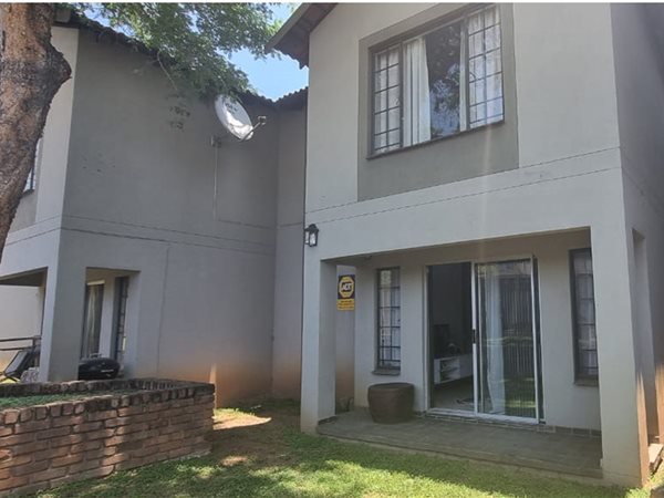 3 Bedroom Duplex 3 Bedroom Duplex