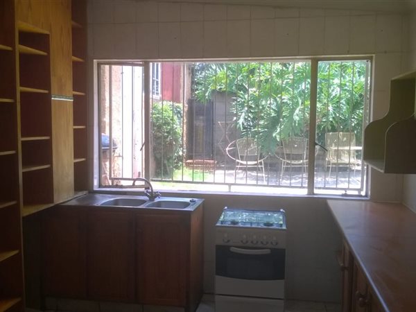 1 Bedroom Flat 1 Bedroom Flat
