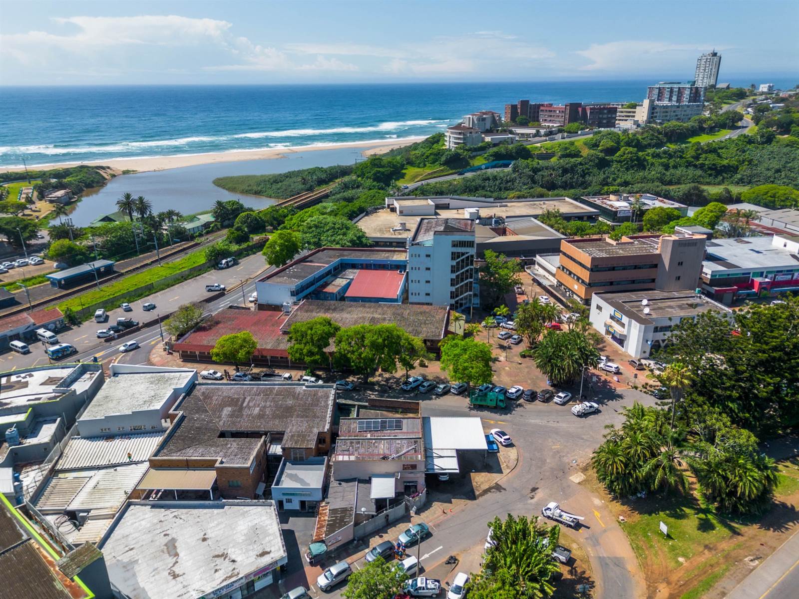 499  m² Commercial space in Amanzimtoti photo number 3