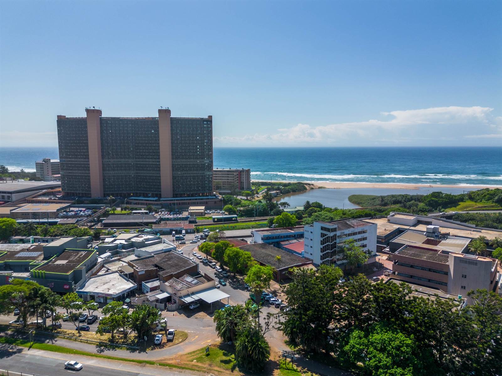 499  m² Commercial space in Amanzimtoti photo number 2