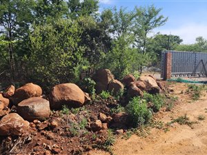 1 ha Land available in Kleinfontein