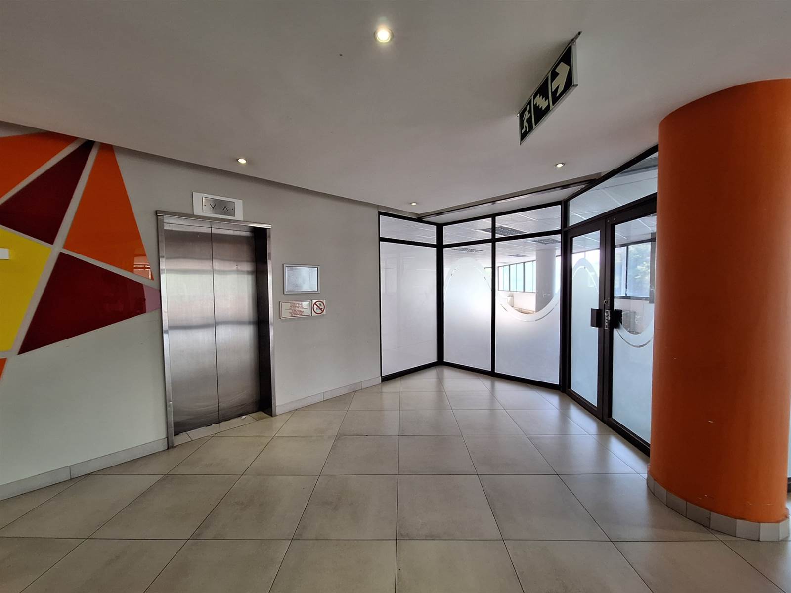 1041  m² Office Space in Centurion CBD photo number 4