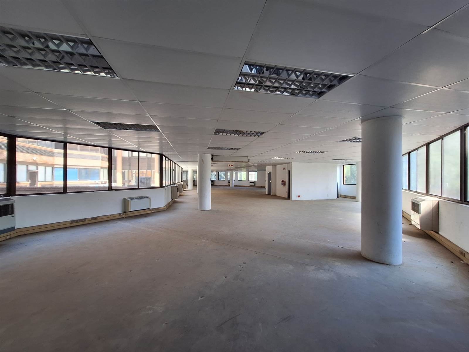 1041  m² Office Space in Centurion CBD photo number 14