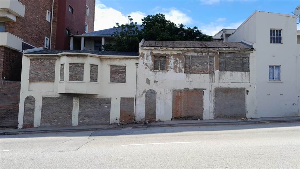 20 Bed House in Port Elizabeth Central photo number 4