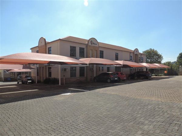 125  m² Commercial space